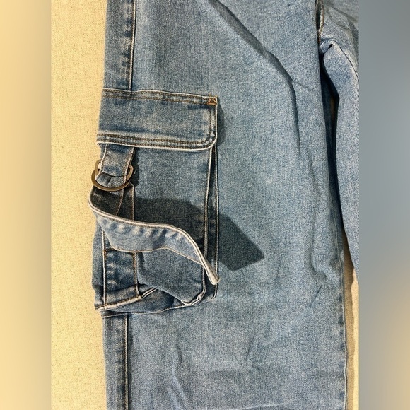 Fashion Nova cargo wide leg jeans size 9 - Picture 8 of 9